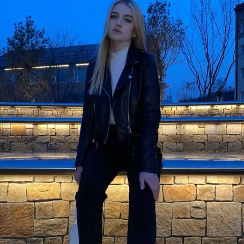 Profilbild von Amber22, 19 Jahre aus Magdeburg