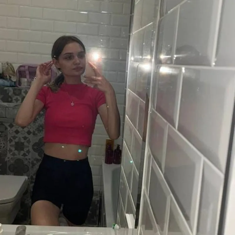 Profilbild von Amelinka, 18 Jahre aus München