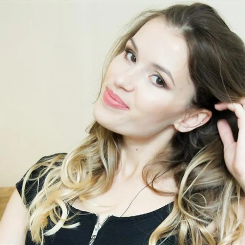 Profilbild von Carly, 25 Jahre aus Erfurt