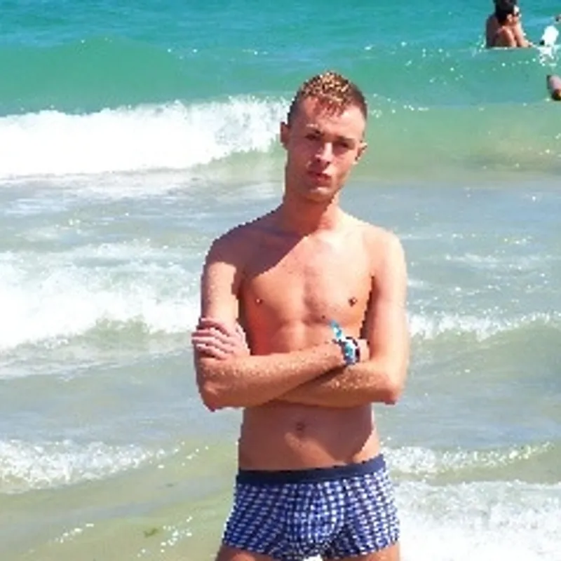 Profilbild von eltigre20, 22 Jahre aus Hamburg