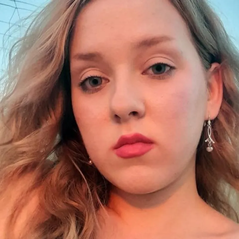 Profilbild von EmmaSweet, 19 Jahre aus Erfurt