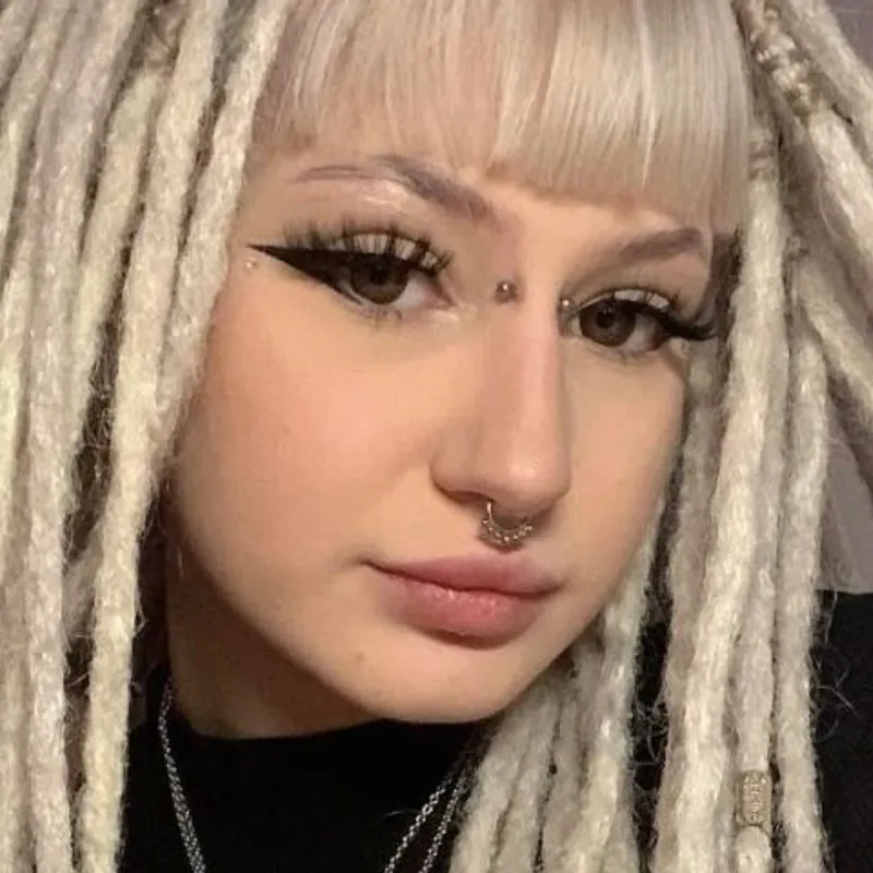 Profilbild von flirtyDemi, 19 Jahre aus Düsseldorf