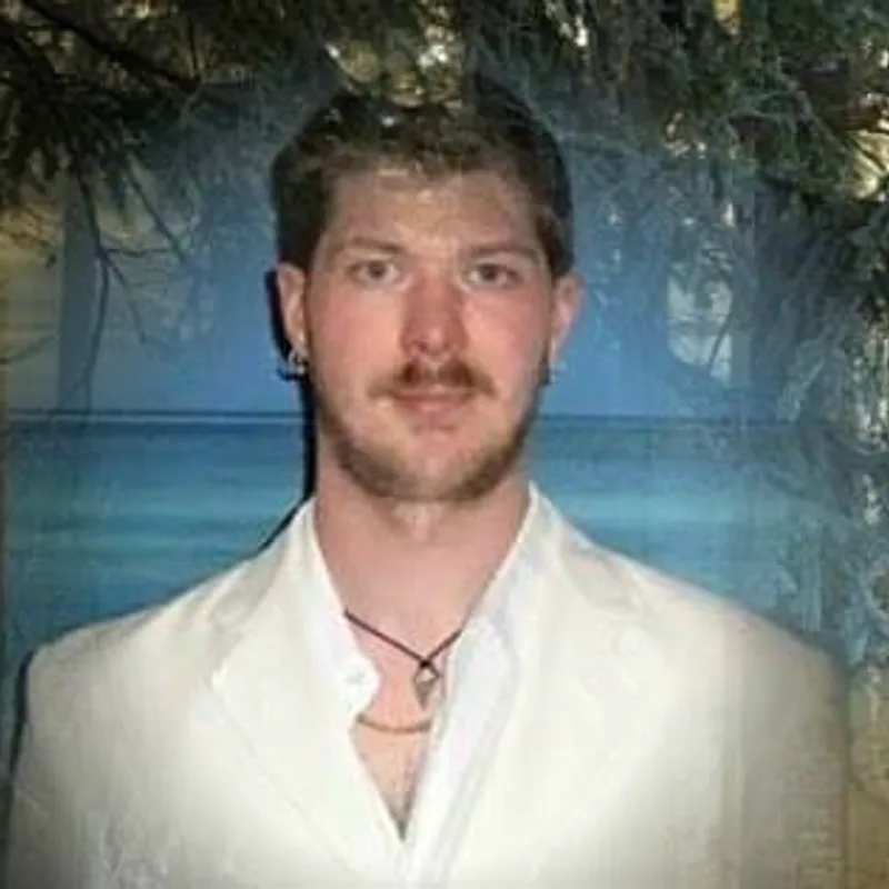 Profilbild von Frank100, 33 Jahre aus Magdeburg