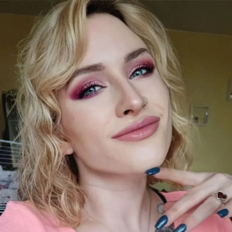 Profilbild von honeyGigi, 24 Jahre aus Lübeck