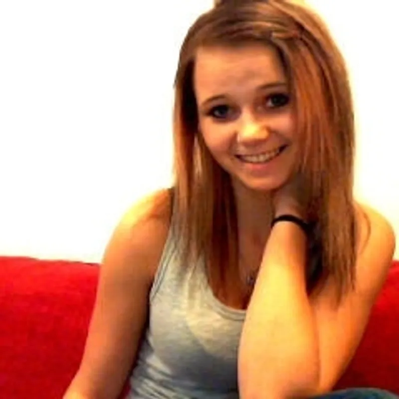 Profilbild von HotLilly99, 22 Jahre aus München