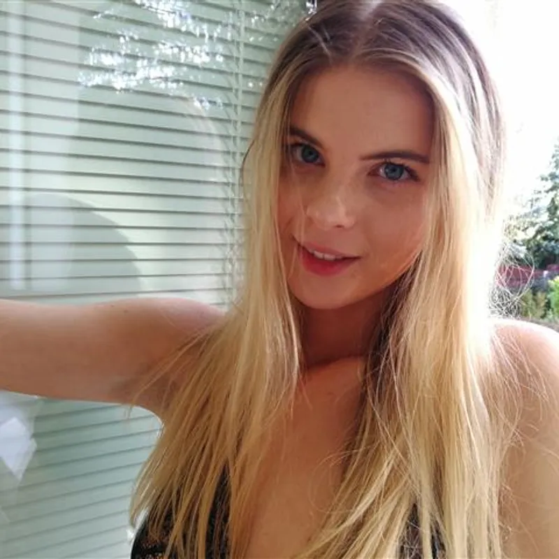 Profilbild von Julia-Mia, 21 Jahre aus Schwerin