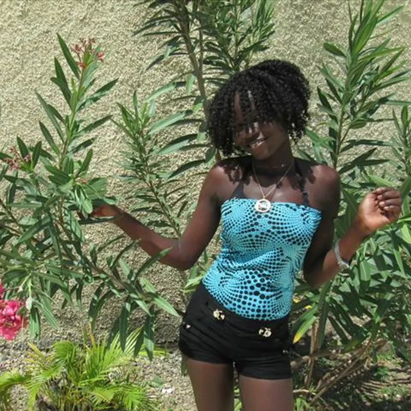 Profilbild von Latinabiene, 23 Jahre aus Potsdam