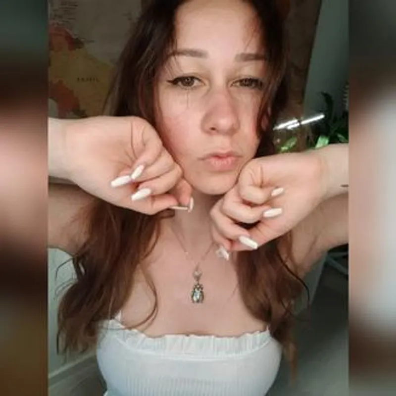 Profilbild von Lia-Fox, 23 Jahre aus Berlin