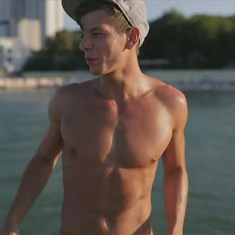 Profilbild von Luisss, 24 Jahre aus Stuttgart