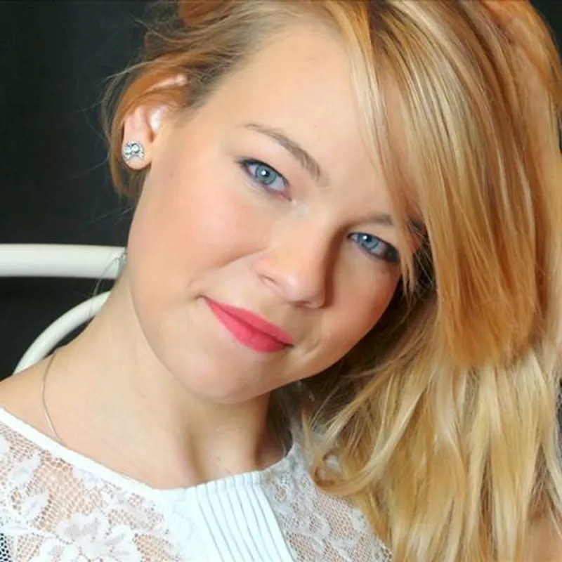 Profilbild von Maya19, 22 Jahre aus Hamburg