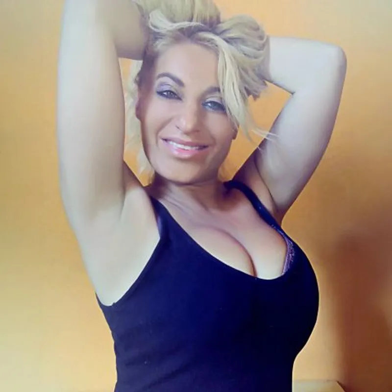 Profilbild von MilfLaritta, 37 Jahre aus Regensburg