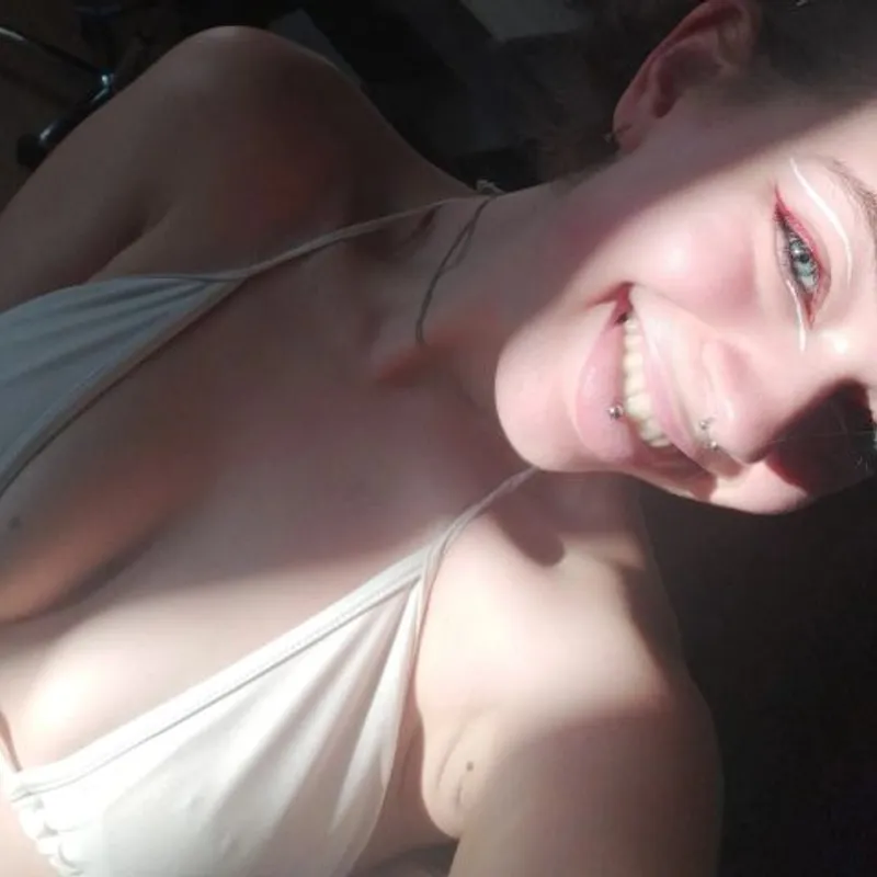 Profilbild von Nele-Bi, 18 Jahre aus Nürnberg