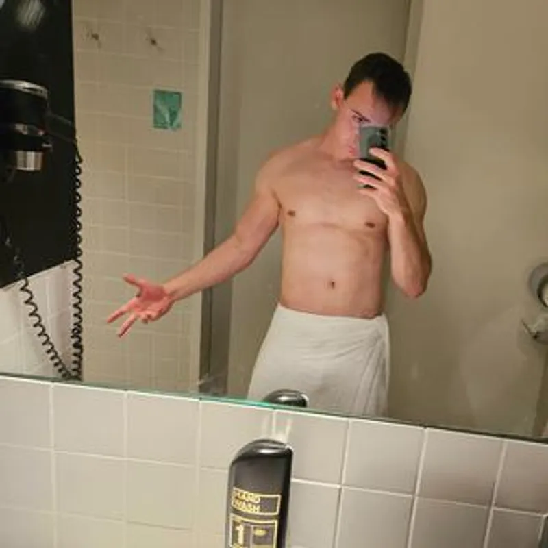 Profilbild von Olli69999, 25 Jahre aus Saarbrücken