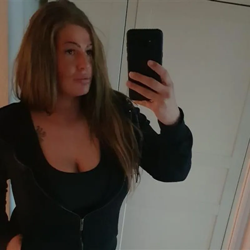 Profilbild von Pina, 26 Jahre aus Hamburg