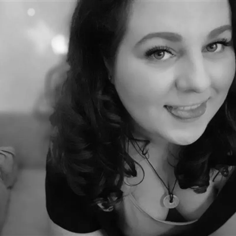 Profilbild von sparkling-flower, 28 Jahre aus Saarbrücken