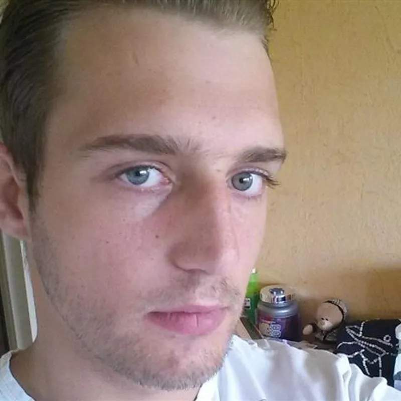 Profilbild von spikeone1989, 27 Jahre aus Karlsruhe