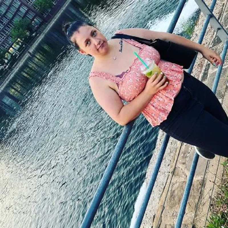 Profilbild von Sweetlollipop98, 24 Jahre aus Chemnitz