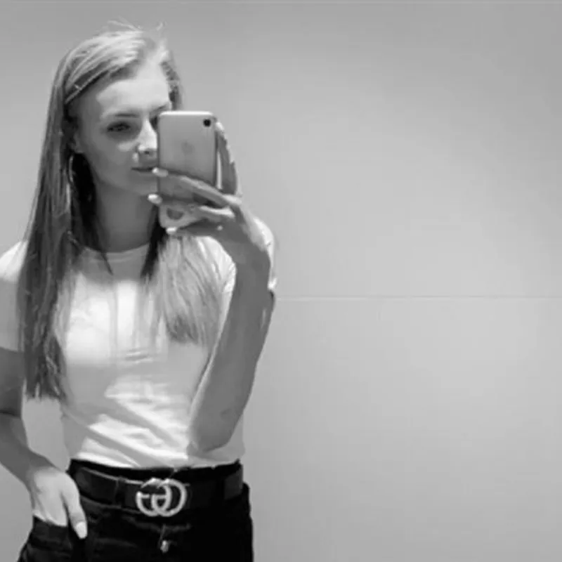 Profilbild von vivianSoft, 19 Jahre aus Düsseldorf