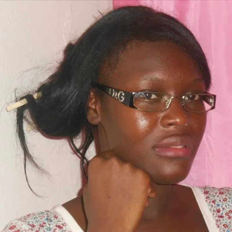 Profilbild von Yanibel, 21 Jahre aus Karlsruhe