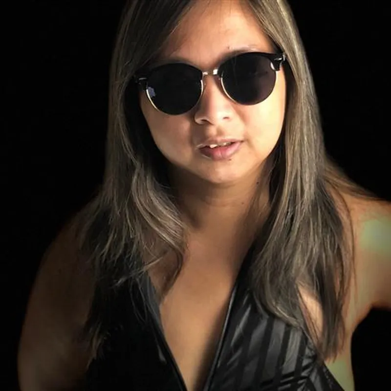 Profilbild von Yenasia, 33 Jahre aus Regensburg